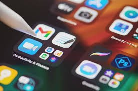 Turn your iPad into a productivity powerhouse with the best apps of 2025.